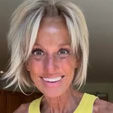 What hotel in Key West has the best ocean view for a honeymoon?