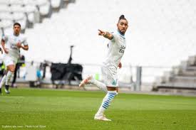 Elle est considérée comme l'une des plus grandes rivalités du football français sur ces trois dernières décennies. Om Le Club Sort Son Maillot Home 2021 2022