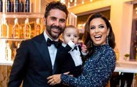 Only high quality pics and photos with eva longoria. Eva Longoria Celebra Quatro Anos De Casamento Ofuxico