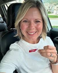 Cathy Staples's Instagram, Twitter & Facebook