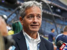 Rays' Sternberg seeks to consolidate minority owners' lawsuits against him