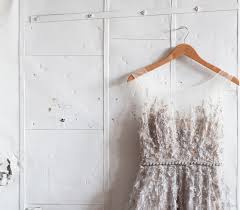 Of course you want to look fabulous at your wedding, but damn, have you seen the prices of wedding dresses these days? Used Wedding Dresses Borrowing Magnolia