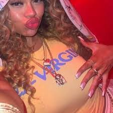 Kacie Sharp's Instagram, Twitter & Facebook