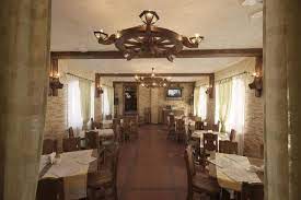 Maybe you would like to learn more about one of these? Medovyj Spas Tobolsk Foto Restorana Tripadvisor