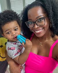 Life lately… 🥰 Playdates with the girls, staying strong and active 💪🏾,  loving