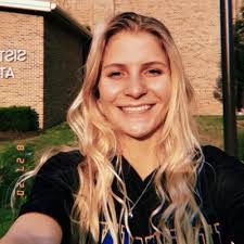 Alyssa Michalski's Instagram, Twitter & Facebook