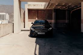Un Lundi De Plus Une Opportunite Supplementaire Pour Faire De Vos Reves Une Realite E43 Mbphotocredit Erik Deg Mercedes Benz Mercedes Voiture Mercedes
