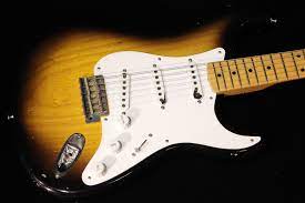 First on the list, and first to popularise stratocasters in rock music, is buddy holly. Fender Custom 1955 Buddy Holly Masterbuilt Stratocaster Relic 2 Color Sunburst Sn 6024 Gino Guitars