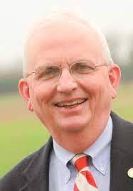 Dexter Presnell's Instagram, Twitter & Facebook