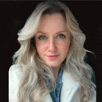 Mckenzie Hurst's Instagram, Twitter & Facebook