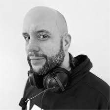 seriousgames #makinggames #indiegames #gamedev #playfullearning  #gamebasedlearning #gamedesign #ddrgeschichte #installation #digsmem  #digsmus #leipzig #herbst89 #graphicnovel #team