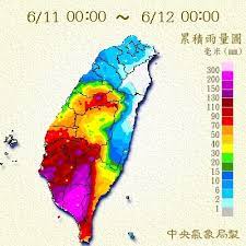 Jun 20, 2021 · 受到西南氣流挾帶豪大雨勢影響，使得屏東不少鄉鎮傳出零星淹水情況，其中包括麟洛、潮州、里港及九如等測站，近3小時內已經累積100毫米雨量. å¤©æ°£è·äºº å³è–å®‡ é›¨é‡åœ–çœ‹è¥¿å—å­£é¢¨å¢žå¼· Facebook