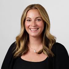 Abbey Walters's Instagram, Twitter & Facebook