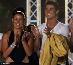 She did a modeling shoot for hot magazine in 2012. Thecristianofan On Twitter Happy Birthday To Cristiano Ronaldo S Oldest Sister Elma Aveiro Https T Co Z6qkji6dvx