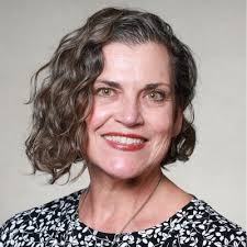 My heart is heavy for the loss of this great man who was a friend and  mentor to me. In March 2003, divorced and newly unemployed (and lacking in  self confidence), I