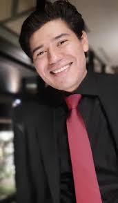 Hello everyone. I'm Michael. I am a physician, magician, and athlete.  Loving life.