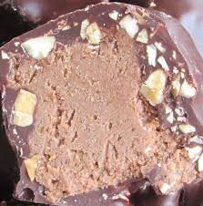 Des Rochers Au Praline A Tomber Par Terre Un Grain De Cuisine Recette Bonbon Gateaux Et Desserts Recette Dessert