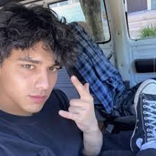 Stream Ava Ware music