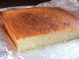 A spiced layered cake, made mainly of egg yolk, flour and margarine/butter. Vietnamese Coconut Cassava Cake Receipt Vinawang Com