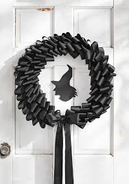 The truth is that when it comes to crafts, i suck. 46 Diy Halloween Wreaths How To Make Halloween Door Decorations