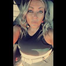 Amanda Adcock's Instagram, Twitter & Facebook