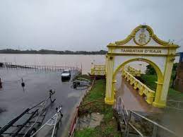 For more information and source, see on this link : Keadaan Terkini Paras Air Sungai Di Kelantan