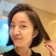 Trong thời gian này, cô sẽ tham gia các hội thảo biểu diễn hai lần một tuần tại đài bắc, cô cũng đang học cắm hoa và piano. Ariel Linæä¾æ¨ Ariel Linæä¾æ¨updated Their Profile Picture Facebook