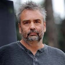 Une relation dans laquelle la sœur d'isild le besco ne semble pas avoir été toujours épanouie. Luc Besson Bald Papa 2021 Neue Baby Geruchte Mediamass