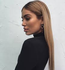 Sleek And Straight Belle Lucia Tigermist Hairbygabrielle Straight Hairstyles Thick Hair Styles Ball Hairstyles
