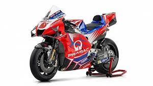 Hier, samedi 7 décembre, johann zarco s'est rendu dans la concession cottard motos, près de rouen, pour une animation commerciale, comme cela est souvent sa motivation est bien sûr de se retrouver avec une machine officielle ducati pour les saisons 2021 et 2022 afin de pouvoir jouer le titre. Pramac Ducati Motogp Team Unveils 2021 Livery And New Riders