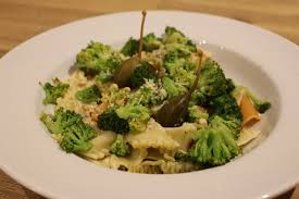 Pasta Mit Brokkoli Thunfisch Kapern Sauce Rezept Thunfisch Salat Rezept Rezepte Mit Brokkoli Brokkoli Nudeln