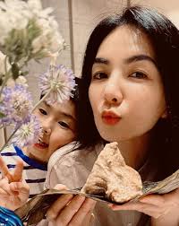 Ella兒子赴日本讀書私下行為全曝網友讚：超有家教！