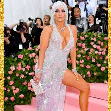 Pagespublic figureartistjennifer lopezvideosthe versace dress: Jennifer Lopez S Sexiest Outfits J Lo S Best Looks