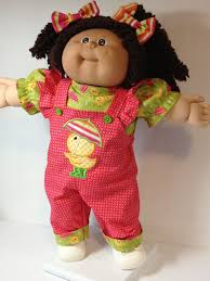 While xavier's first creations were popular, the introduction of 'cabbage patch dolls' saw 3 million of the dolls being adopted by the end of their first year of production. Pin On Originals For Kids By Sue Cabbage Patch Kids