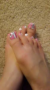 Las uñas de los pies encarnadas pueden ser dolorosas, y cortarlas de la manera incorrecta puede empeorar el problema. We Nail Art Community Google Arte De Unas De Pies Unas Pies Decoracion Unas De Los Pies Pintadas