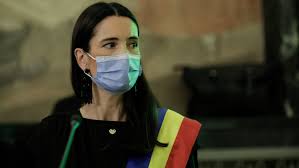 Primăria sectorului 1, condusă de clotilde armand, a fost amendată de garda de mediu cu 200.000 de lei. Clotilde Armand MandatatÄƒ SÄƒ CearÄƒ In InstanÈ›Äƒ Rezilierea Contractului Cu Romprest E O Mare Victorie Digi24