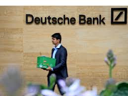 The term investment banker can refer to a number of specific positions within an investment banking institution. Kundigungen Bei Der Deutschen Bank Als Die Investmentbanker Weinten