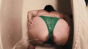 冬季亮点和推特短裤| xHamster