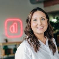 Angela Reina Muñoz Email & Phone Number