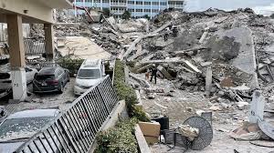 Video shows moment building collapses in florida 00:56. Pyhhe Ilihw Im