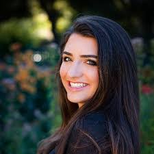 Ella Finley's Instagram, Twitter & Facebook