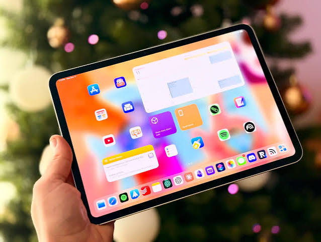 iPad Pro for Everything: How I Rethought My Entire Workflow Around the New 11" iPad Pro - MacStories