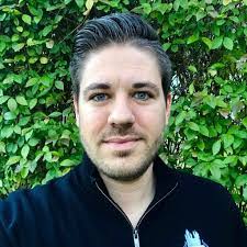 Daniel Naas's Instagram, Twitter & Facebook