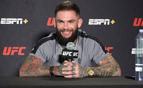 Cody no love garbrandt is an american professional mixed martial artist in the ufc bantamweight division. Ca3aifzrm4sgtm