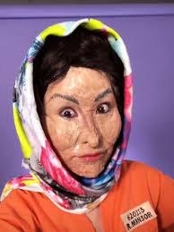 Rosmah mansor, istri mantan pm malaysia najib razak jadi sorotan. Wanita Ini Bikin Makeup Seram Tiru Wajah Istri Mantan Pm Malaysia