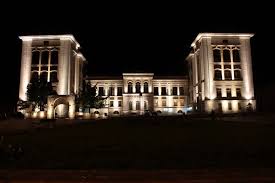 Formarea viitoarelor generații de specialiști în domeniul medical se realizează prin programe de pregătire bazate pe competiție și pe încurajarea performanței. Universitatea De Medicina Si Farmacie Gr T Popa Iasi Impresii Iasi Romania