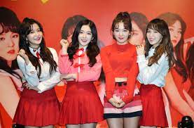 We need at least a month to practice a song universal music malaysia conducted an online voting dance cover competition via their official facebook page and the winner was selected based on. Red Velvet Meets Reveluv For The First Time In Malaysia