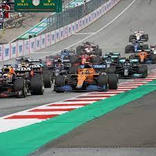 Die schnellen kurven fordern die fahrer enorm. Formel 1 In Silverstone Ross Brawn Erklart Das Sprintrennen