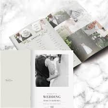 結婚式のプロフィールブックを準備するならｅｙｍのプロフィールブックをセミオーダーで オリーブのグリーンのデザインがナチュラルでおしゃれなプロフィールブック 海外風ウェディングッズ ペーパーアイテム通販サイトｅｙｍで販売中です ウェディング