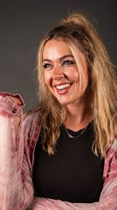 Abbie Campbell (@before.the.curtain) • Instagram photos and videos